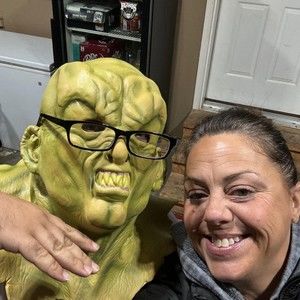 Meet your Posher, Schuylar